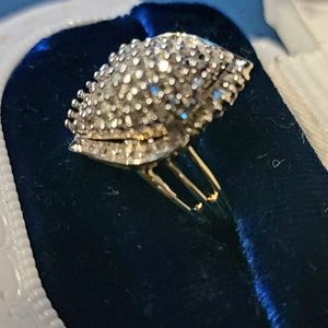 10kt gold diamond ring sz7 .50kt